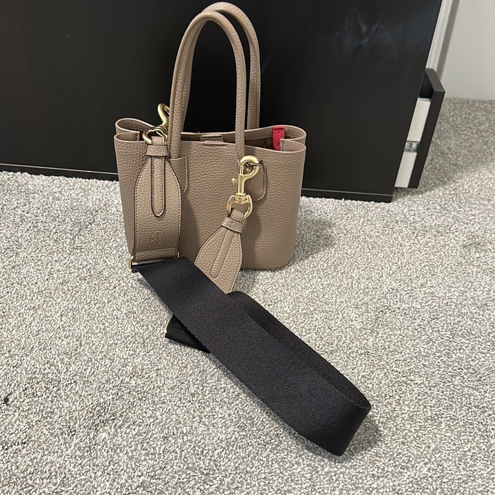 ANGELA ROI cher micro in light mud great with webbing strap